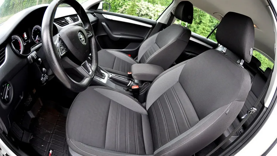 SKODA Octavia -