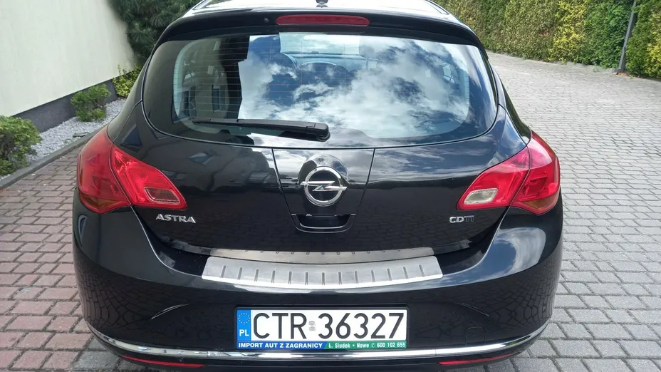 OPEL Astra -