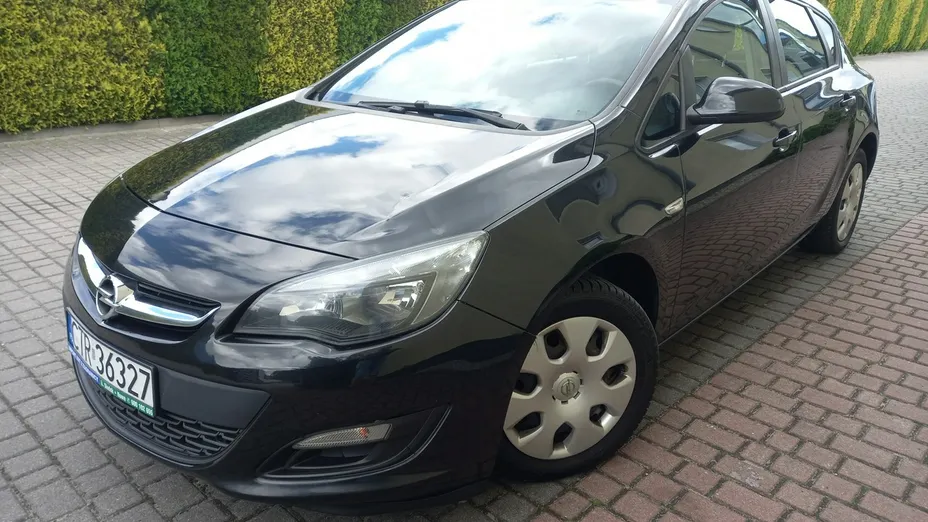 OPEL Astra -
