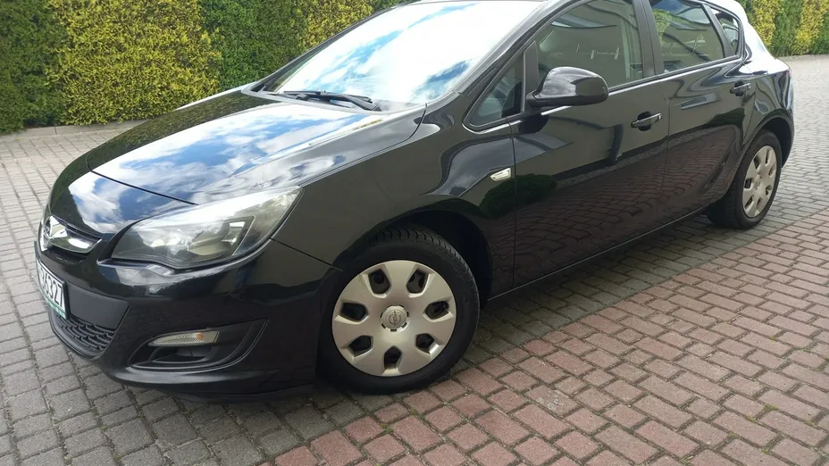 OPEL Astra -