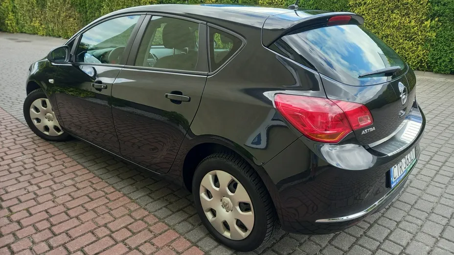 OPEL Astra -