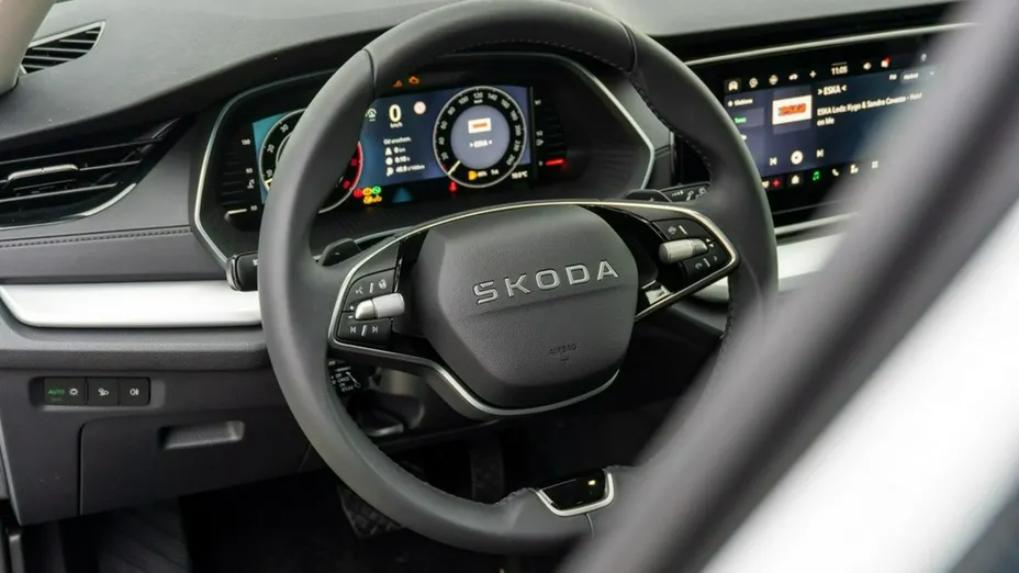 SKODA Octavia -