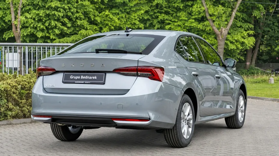 SKODA Octavia -