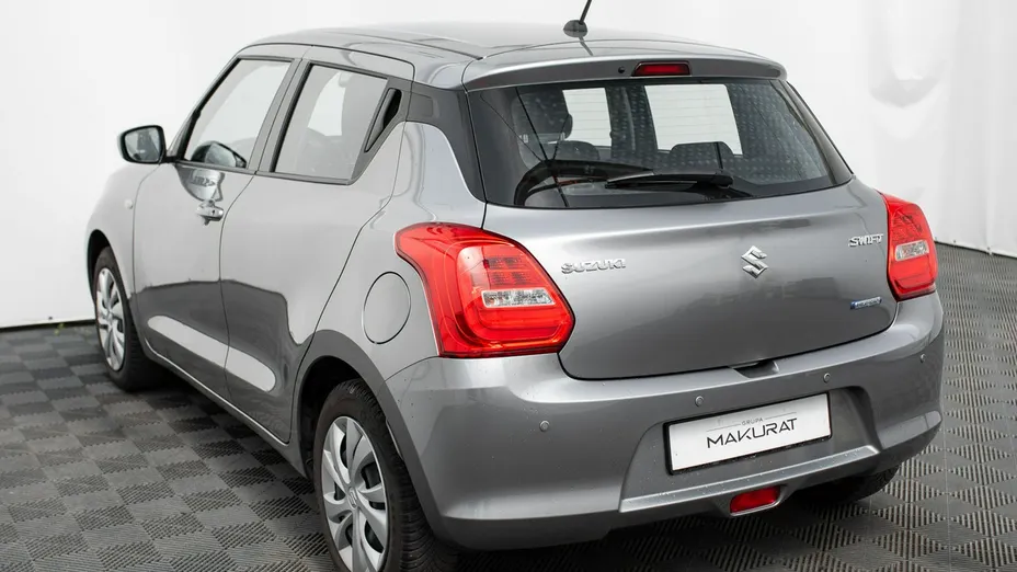 SUZUKI Swift -