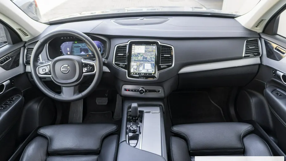 VOLVO XC90 -