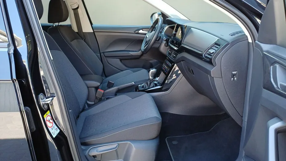 VOLKSWAGEN T-Cross -
