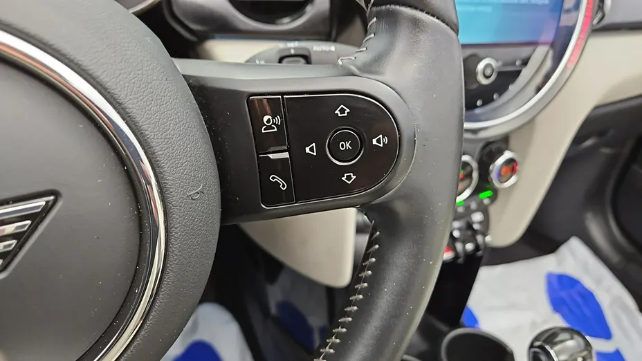 MINI Cooper -
