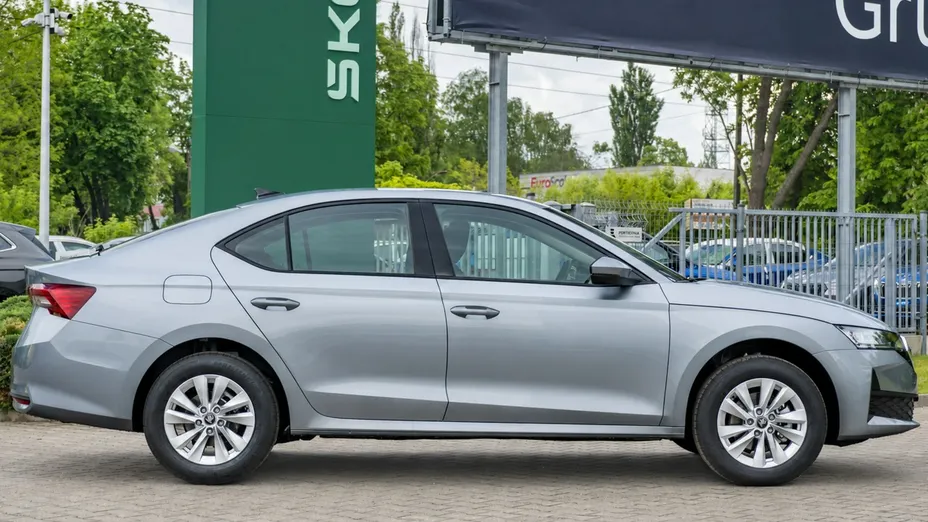 SKODA Octavia -