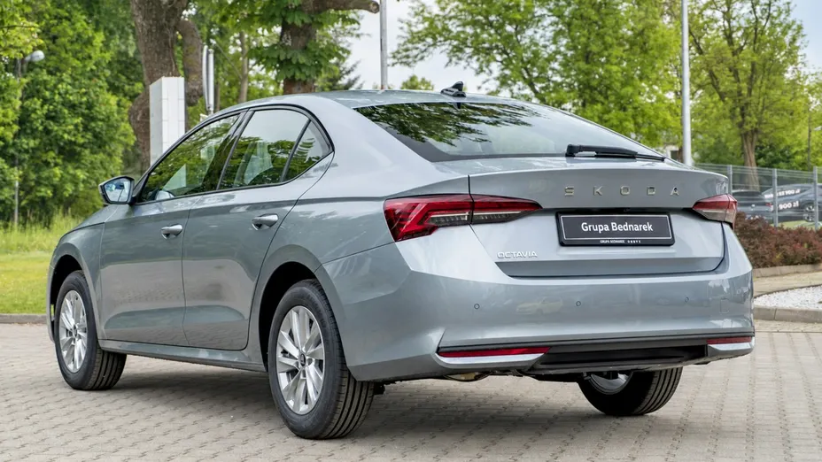 SKODA Octavia -