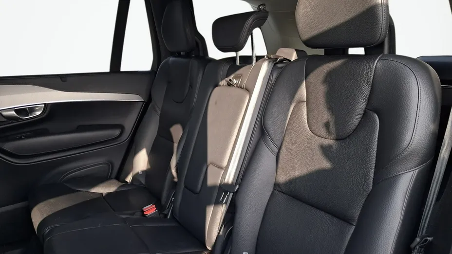 VOLVO XC90 -