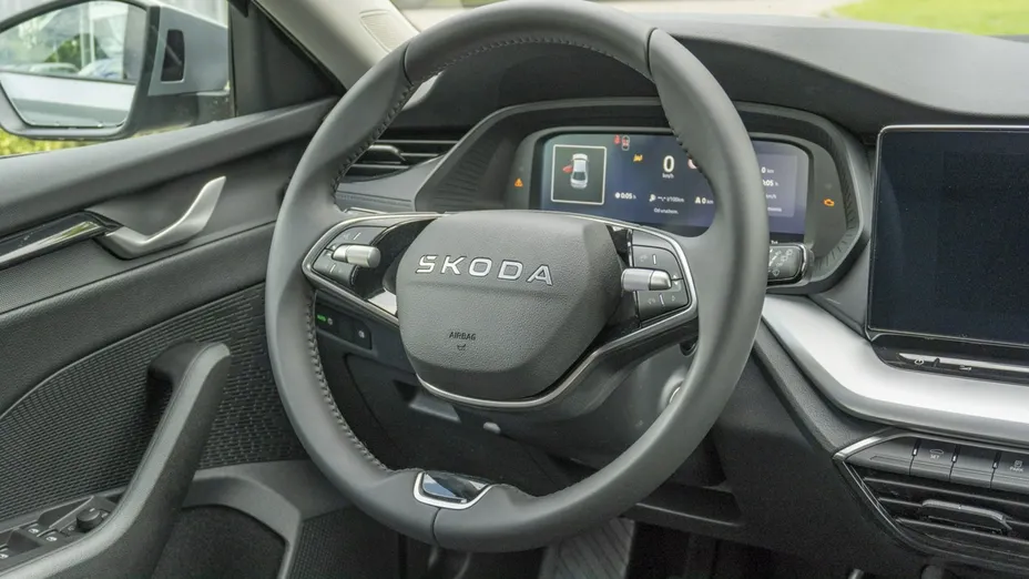 SKODA Octavia -