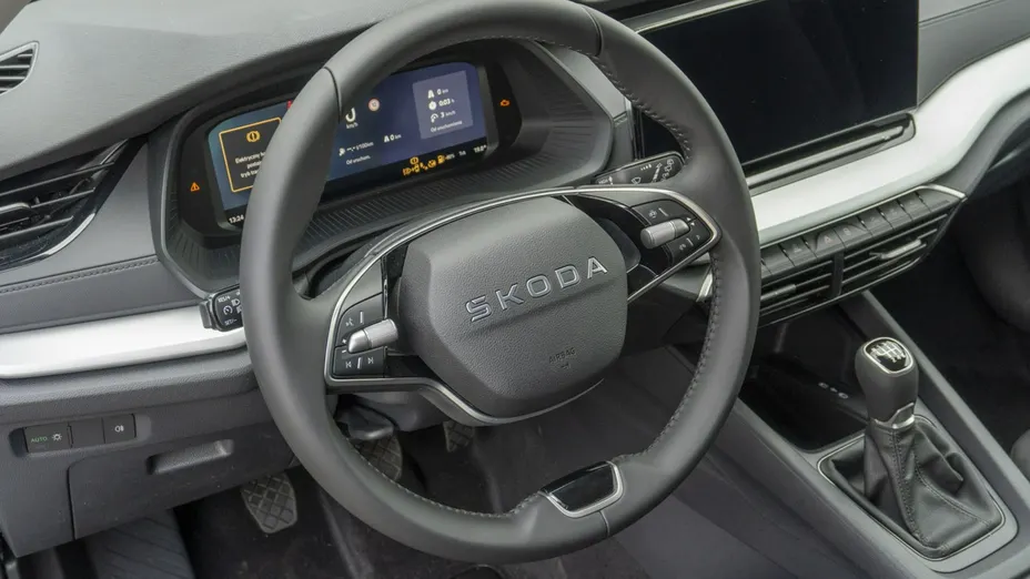 SKODA Octavia -