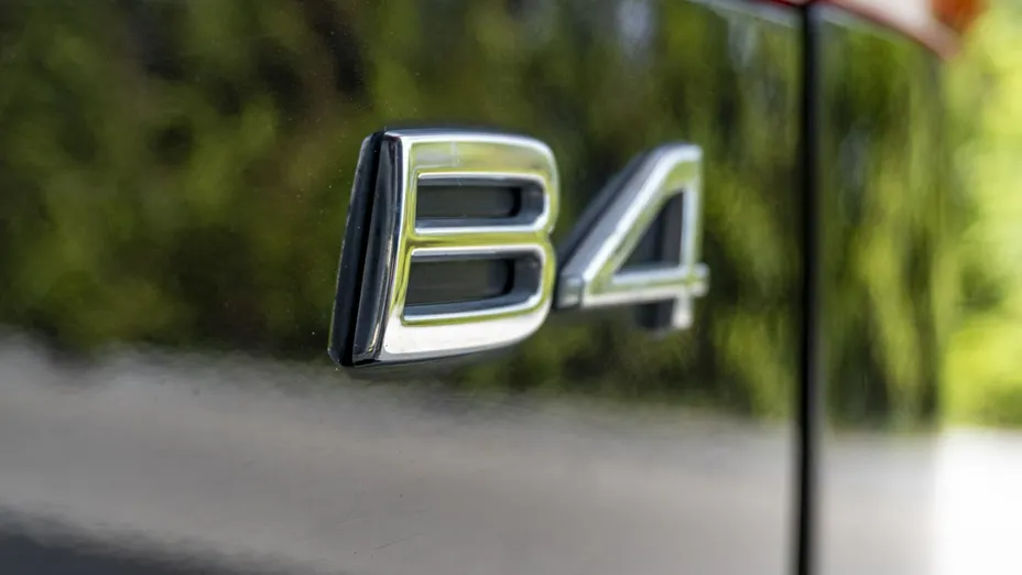 VOLVO XC60 -