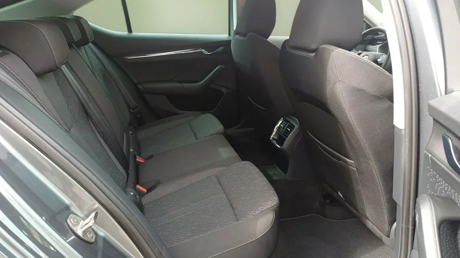SKODA Octavia -