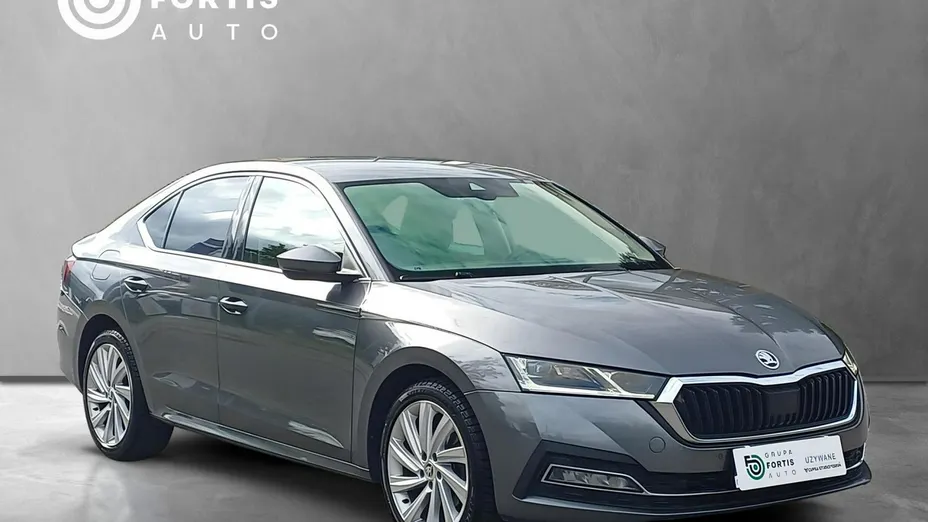 SKODA Octavia -