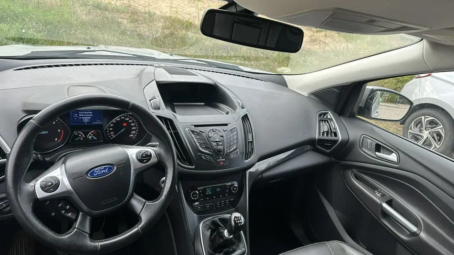 FORD Kuga -