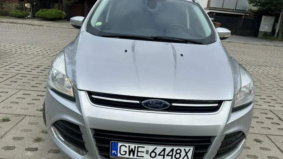 FORD Kuga -