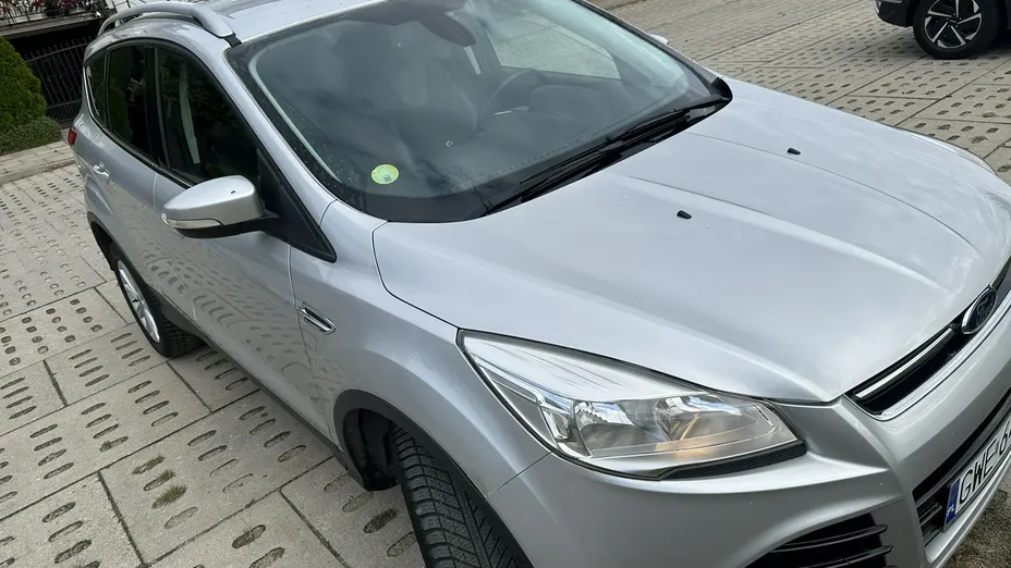 FORD Kuga -