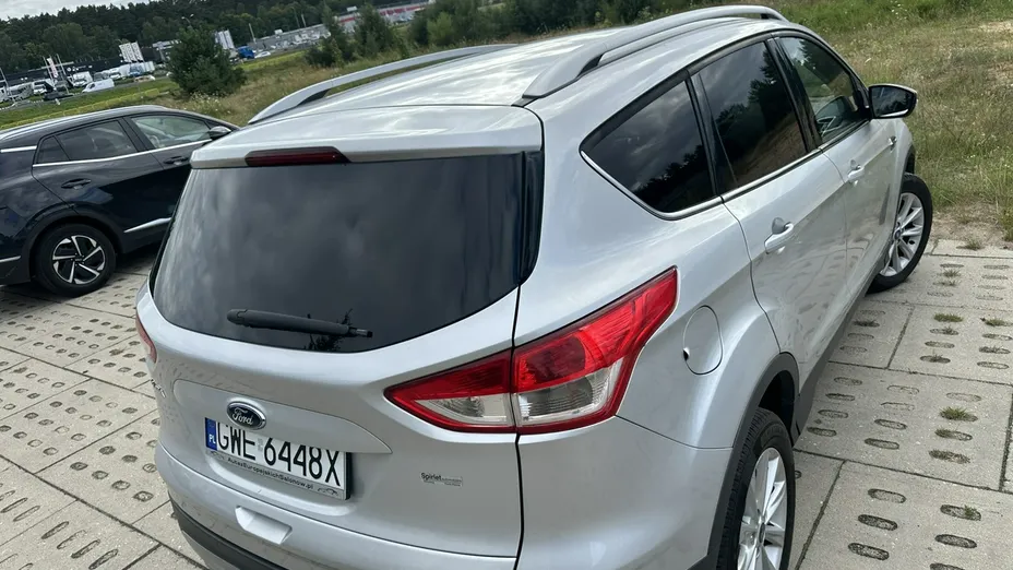 FORD Kuga -