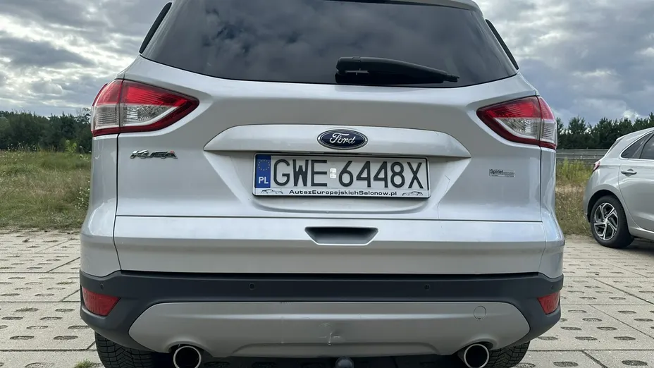 FORD Kuga -