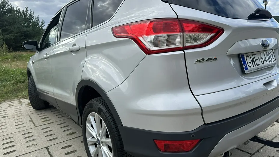 FORD Kuga -