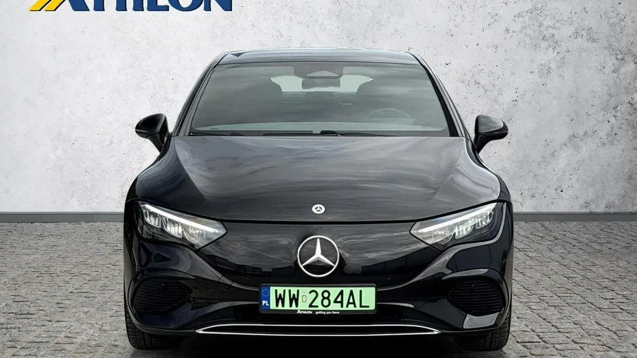 MERCEDES-BENZ EQE -