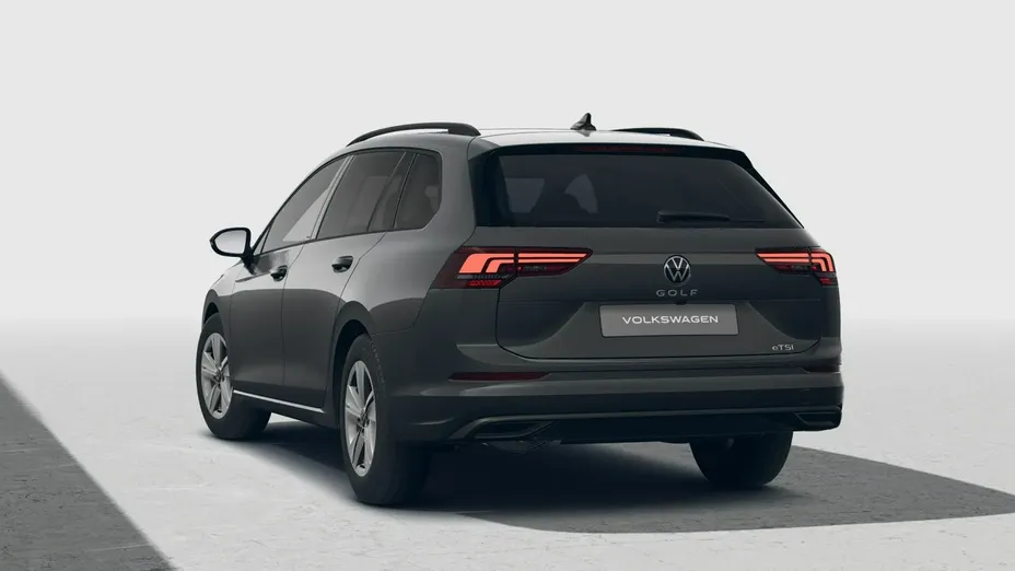 VOLKSWAGEN Golf -