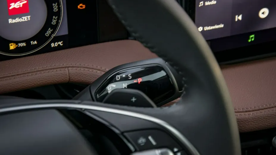 SKODA Superb -