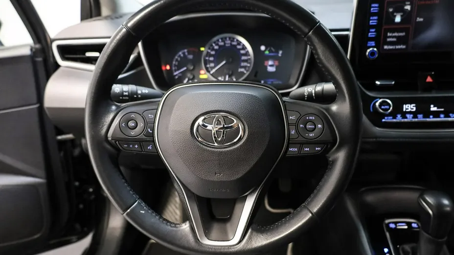 TOYOTA Corolla -