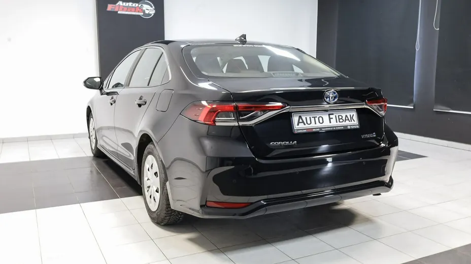 TOYOTA Corolla -