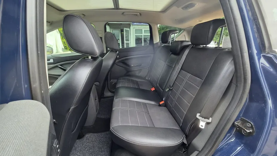 FORD Kuga -