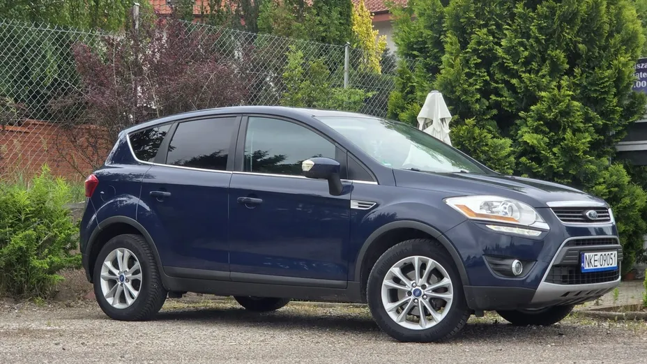 FORD Kuga -