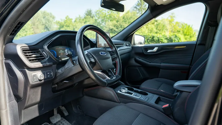 FORD Kuga -