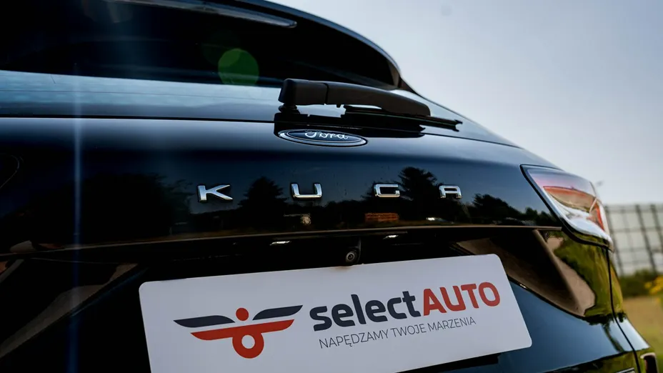 FORD Kuga -