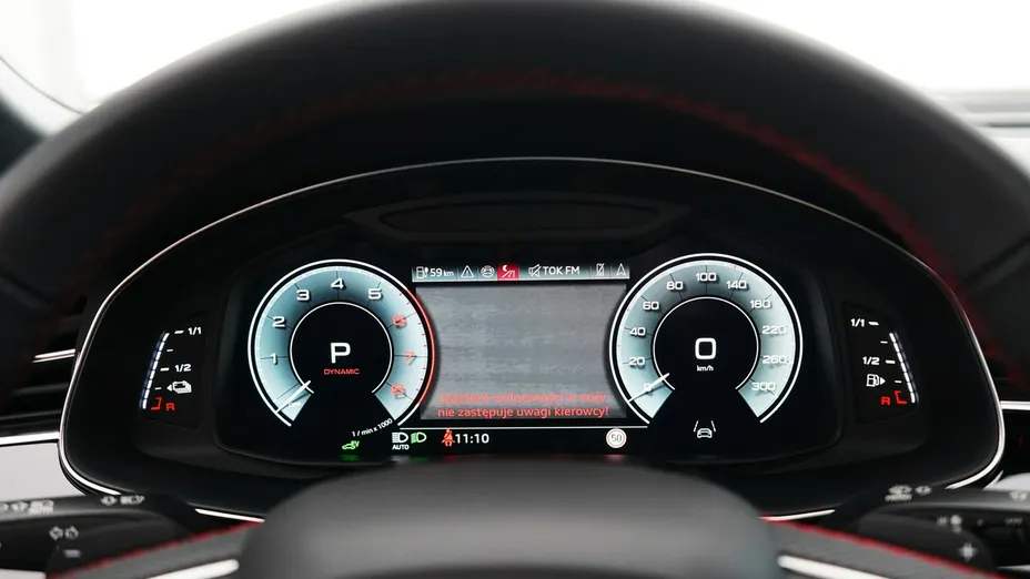 AUDI Q8 -