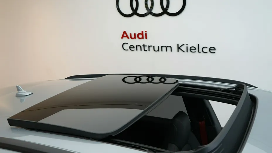 AUDI Q8 -