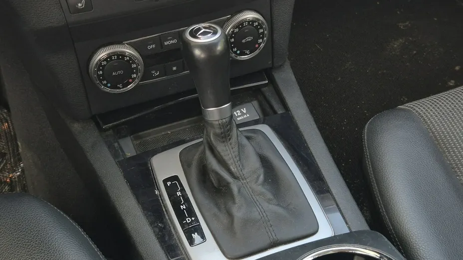 MERCEDES-BENZ GLK -