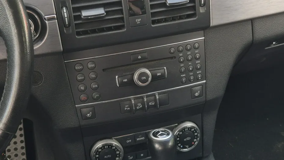 MERCEDES-BENZ GLK -