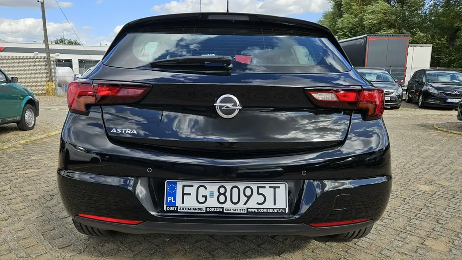 OPEL Astra -