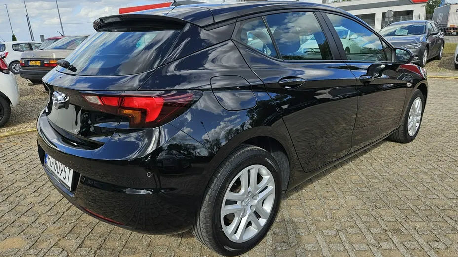 OPEL Astra -