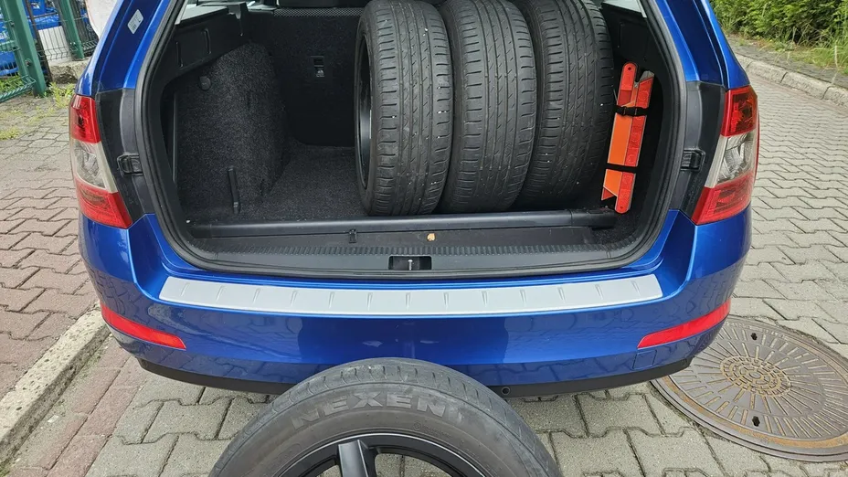 SKODA Octavia -
