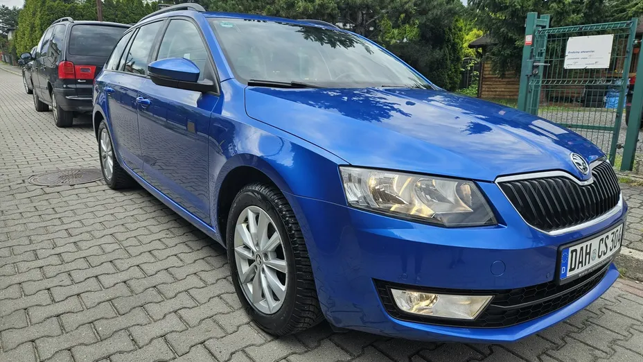 SKODA Octavia -