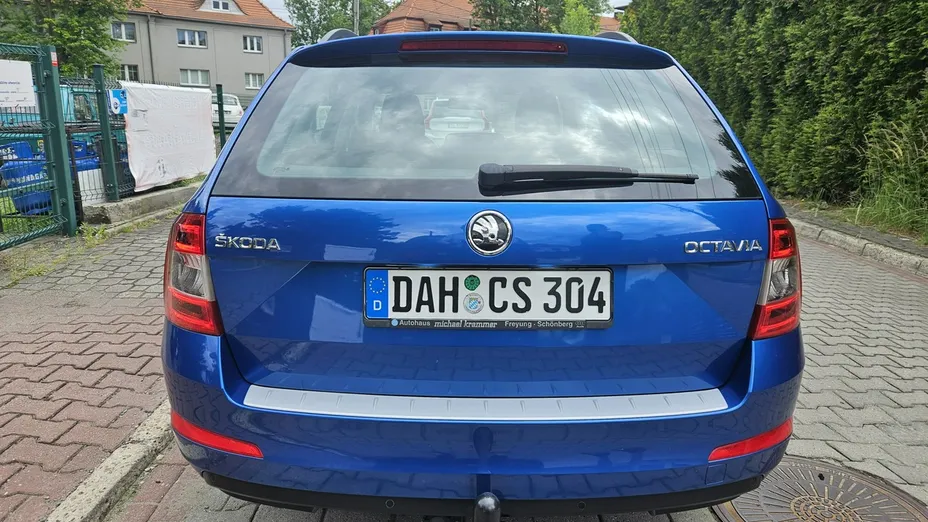 SKODA Octavia -