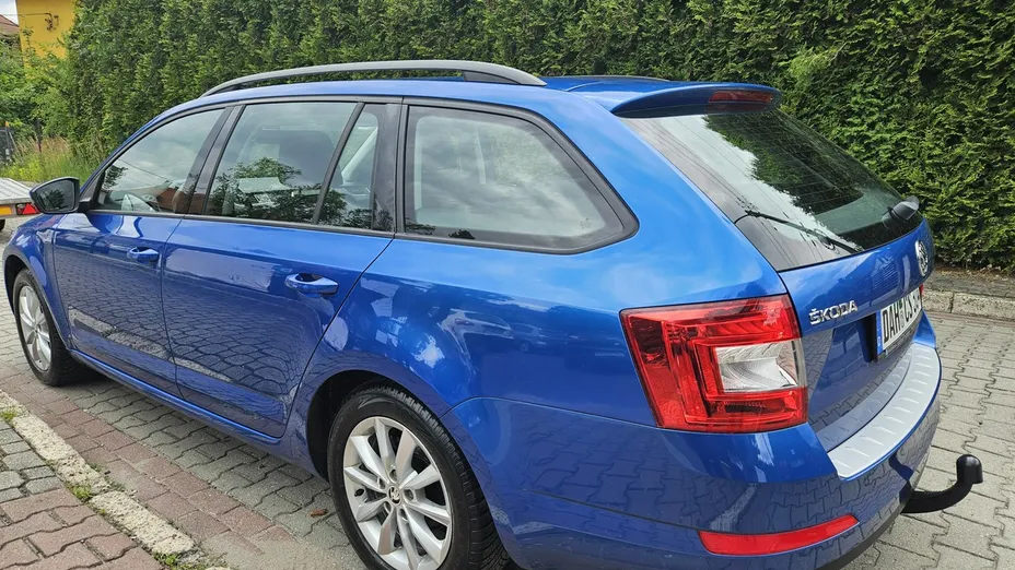 SKODA Octavia -