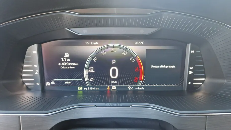SKODA Superb -