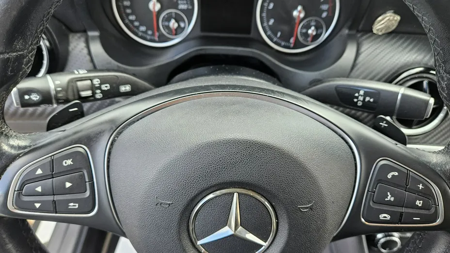 MERCEDES-BENZ GLA -