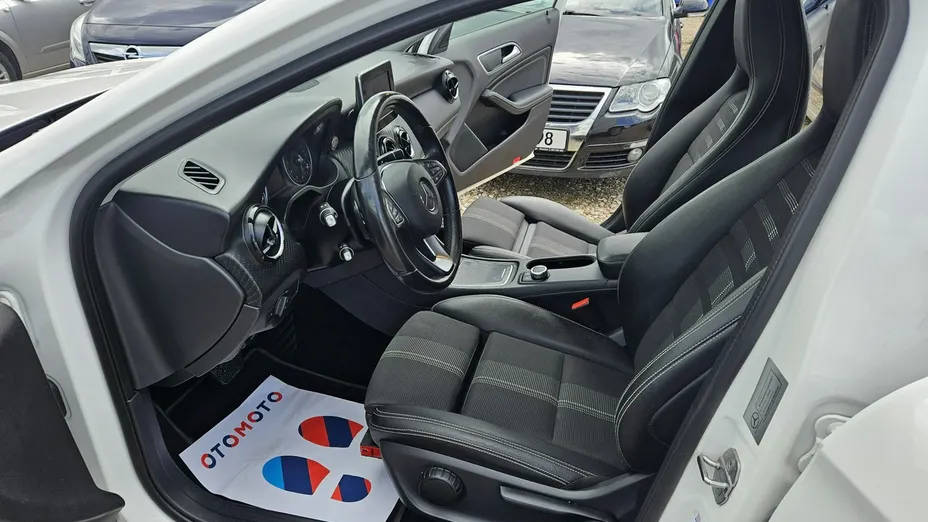 MERCEDES-BENZ GLA -