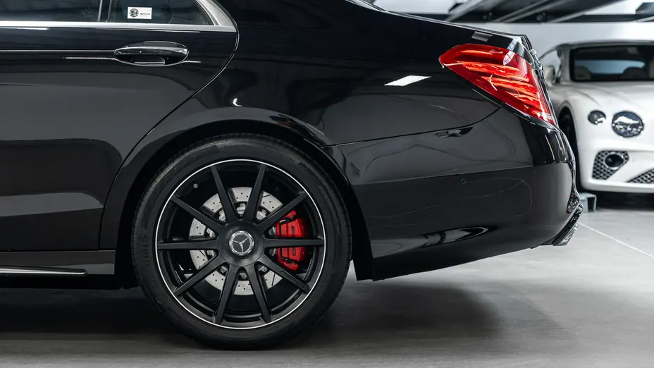 MERCEDES-BENZ S Klasa -