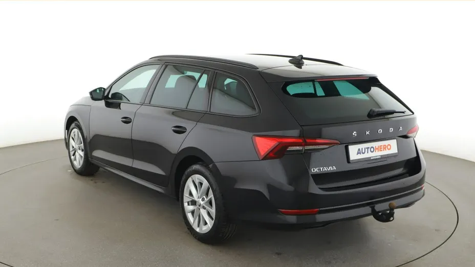 SKODA Octavia -