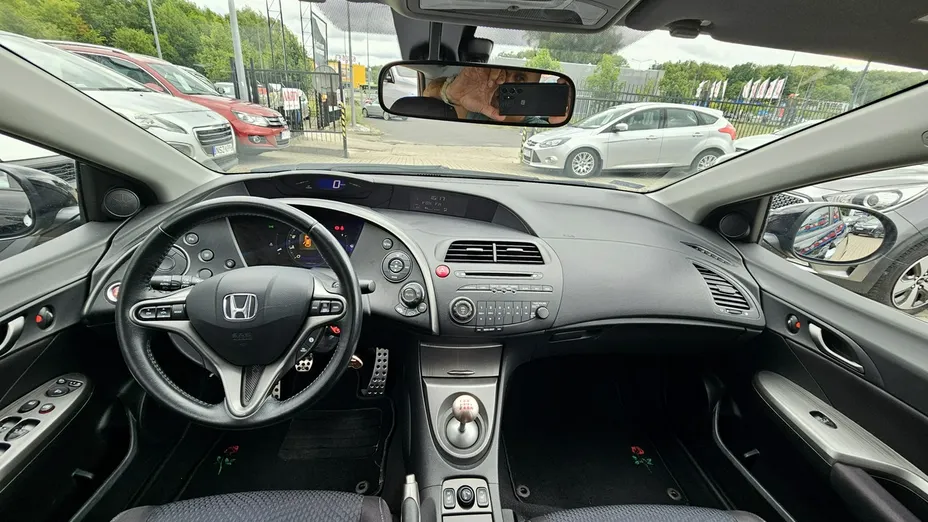 HONDA Civic -
